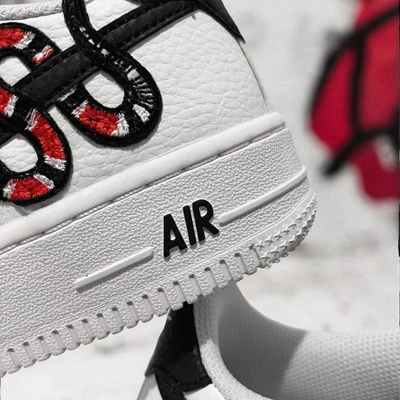 Red Snake AF1’s 🐍 - Picture 2 of 3